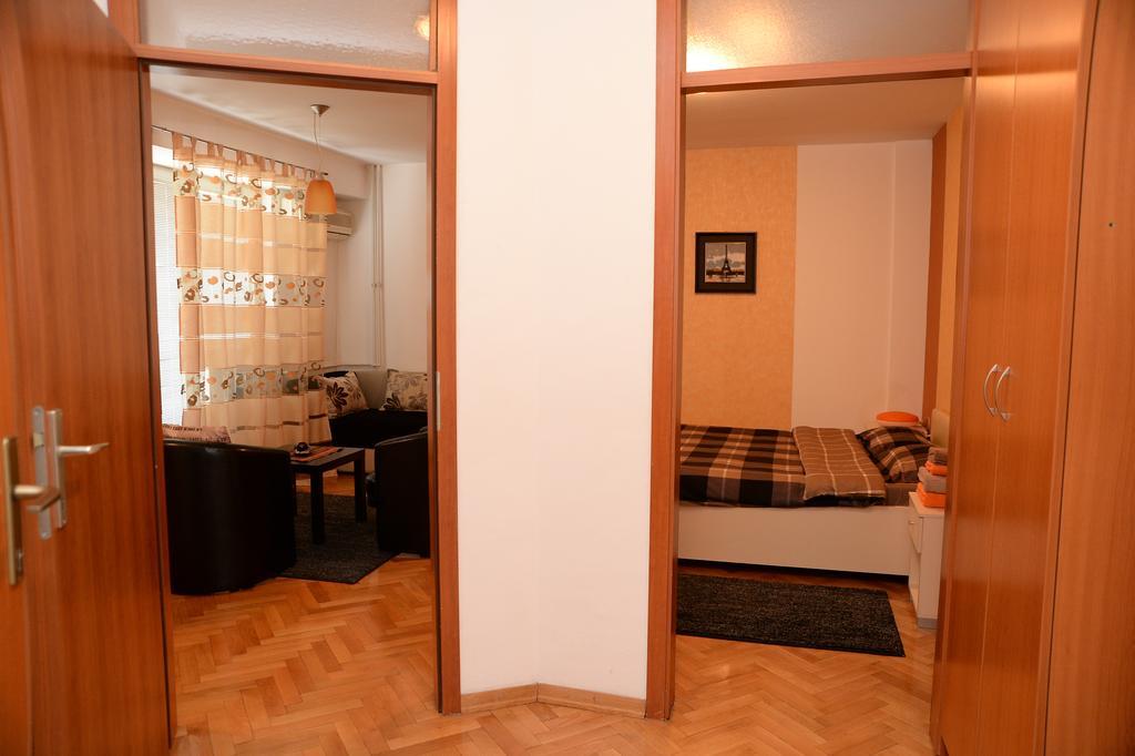 Exclusive Central Apartments Скопье Экстерьер фото